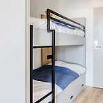 Waterfront In Apartment
